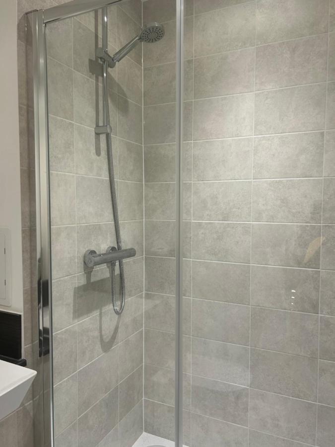 En-Suite Double Room In A Shared Apartment Close To Central Лондон Экстерьер фото